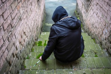 Лечение наркомании в Тихвине